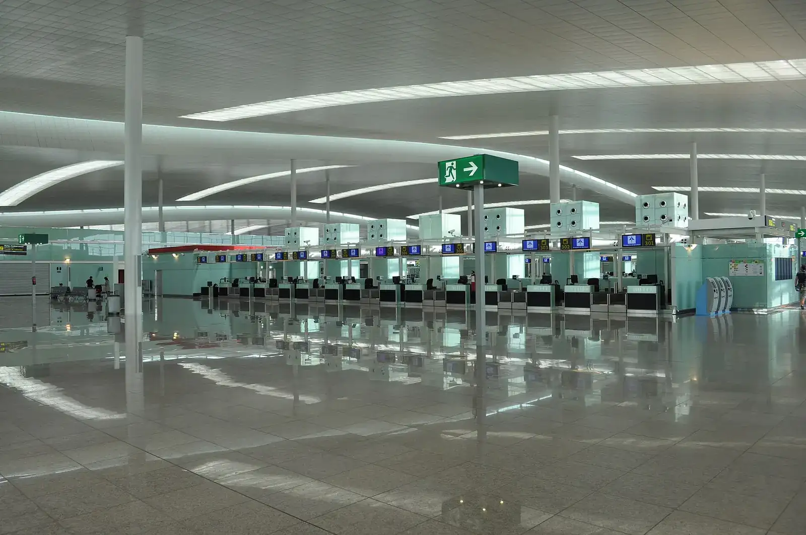 Zona de facturació de la Terminal 1 de l'aeroport de Barcelona-El Prat