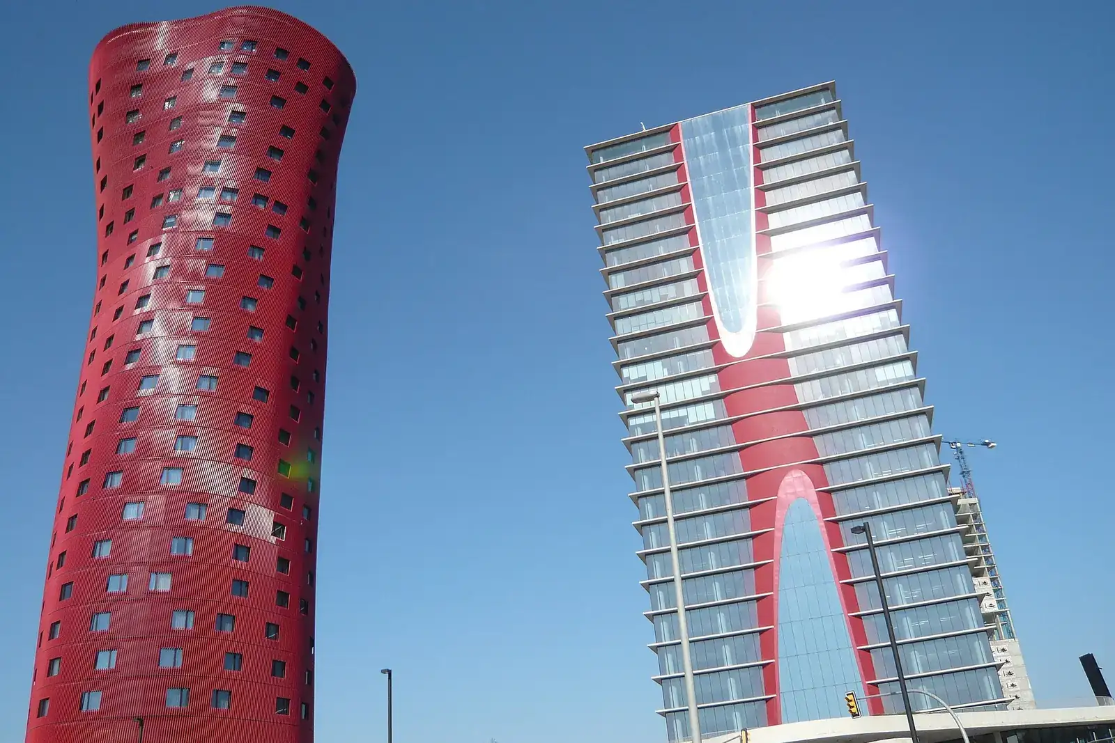 Torres de Toyo Ito a la plaça d'Europa de l'Hospitalet de Llobregat, al costat de la Fira de Barcelona